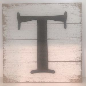 Wall decor.  Letter T.  14.5 inches square.